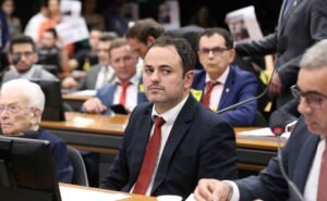 CCJ analisa recurso de Glauber Braga contra cassação nesta quinta (24)