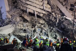 Passa de 3 mil o número de mortos em Mianmar após terremoto