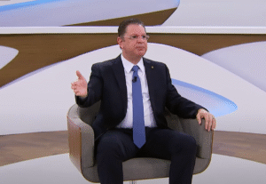 Virginia desabafa após filha mentir sobre a babá: