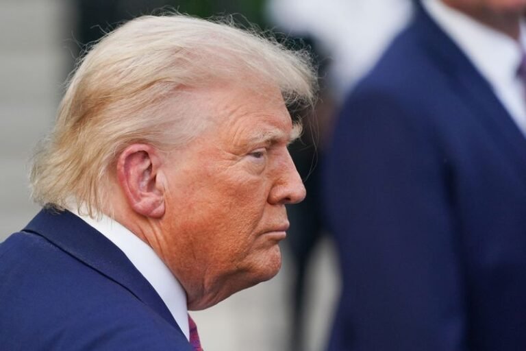 Política migratória de Trump pode diminuir salários nos EUA; entenda