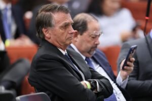 Artigo em revista já levou Bolsonaro à prisão em 1986; entenda