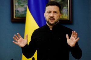 Zelensky afirma que vai se encontrar com Trump em Washington