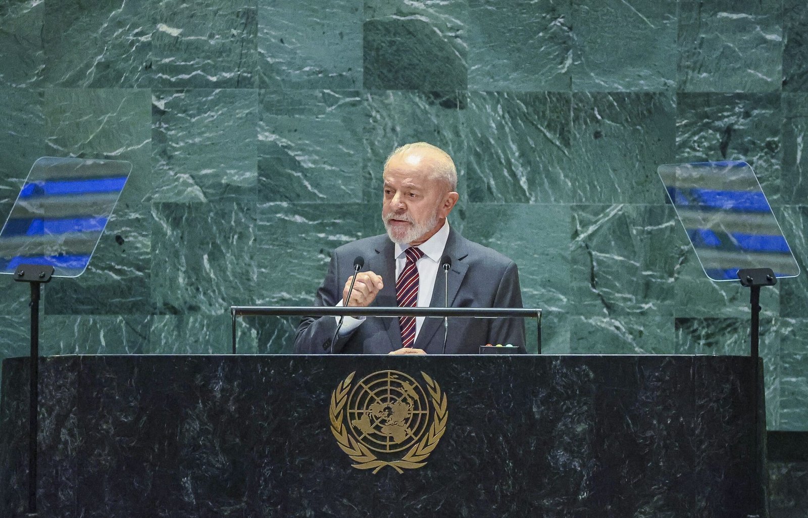 Virginia se pronuncia sobre relação com Vini Jr. pela primeira vez