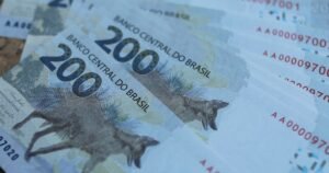 Tesouro revisa PAF 2025 e projeta dívida pública em até R$ 8,8 tri em 2025