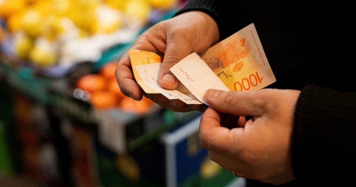 Inflação da Argentina sobe 2,1% em setembro e chega a 31,8% em 12 meses