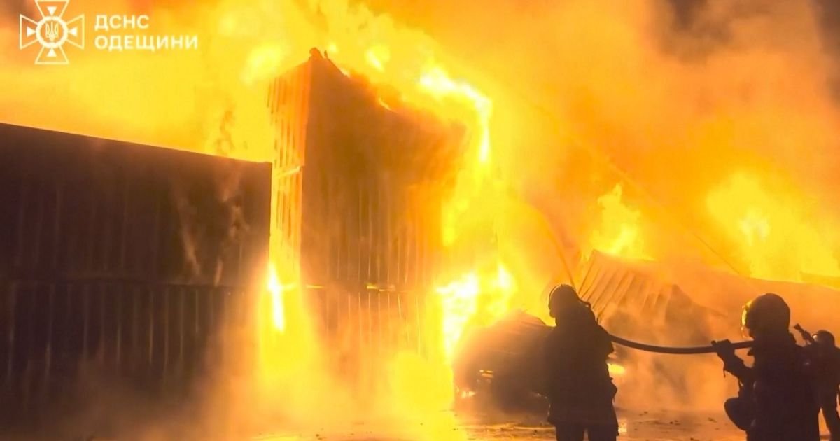 Vídeo: Ataque russo danifica porto e infraestrutura energética na Ucrânia