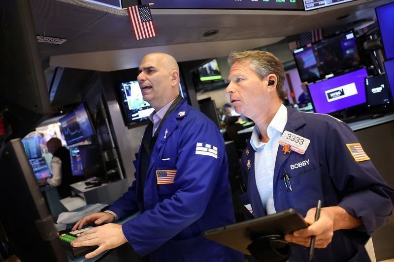 Wall Street acende alerta para risco de crédito nos EUA; entenda ameaças