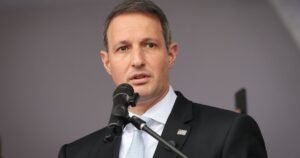 Derrite revê papel da PF em novo relatório, mas ainda desagrada governo