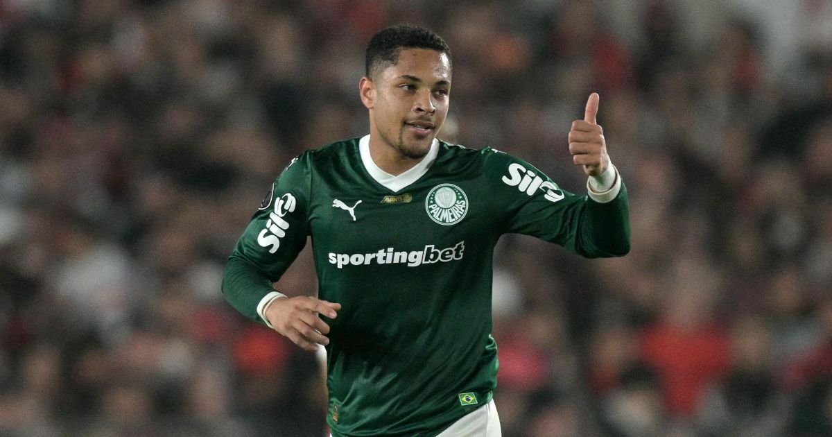 Palmeiras faz acordo com STJD, e Vitor Roque fica livre de punição por post