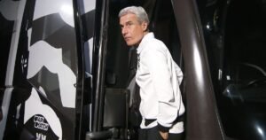 Grêmio prepara últimos detalhes para fechar com Luís Castro