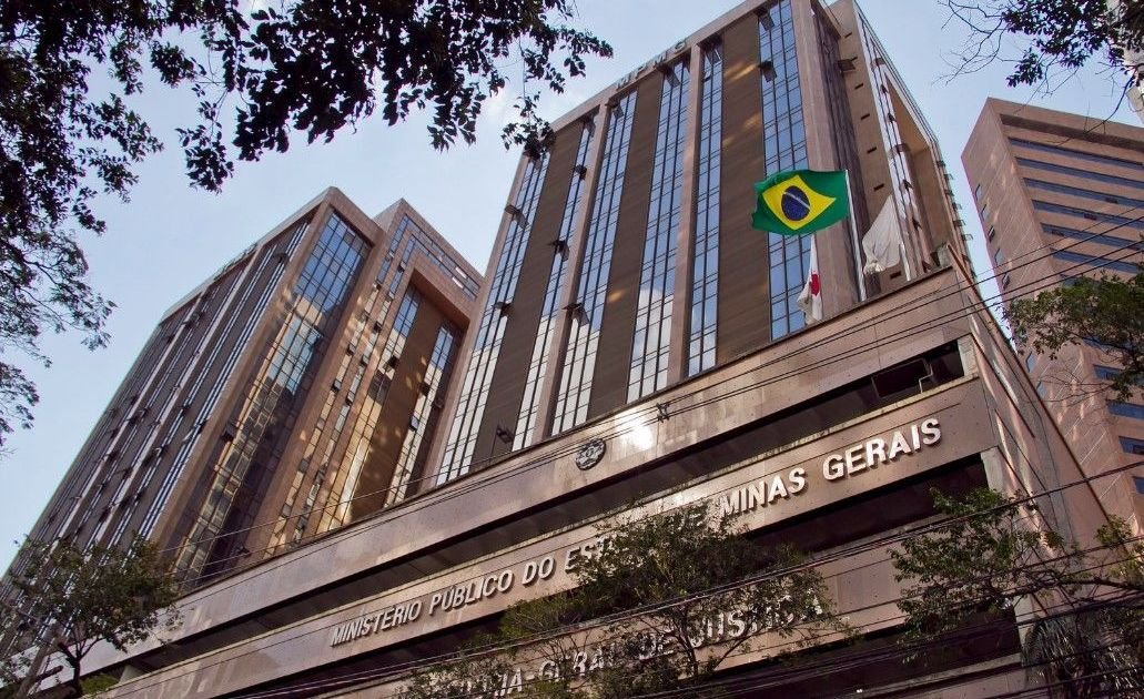 Operação mira comércio ilegal de armas de fogo e munições em Minas Gerais 