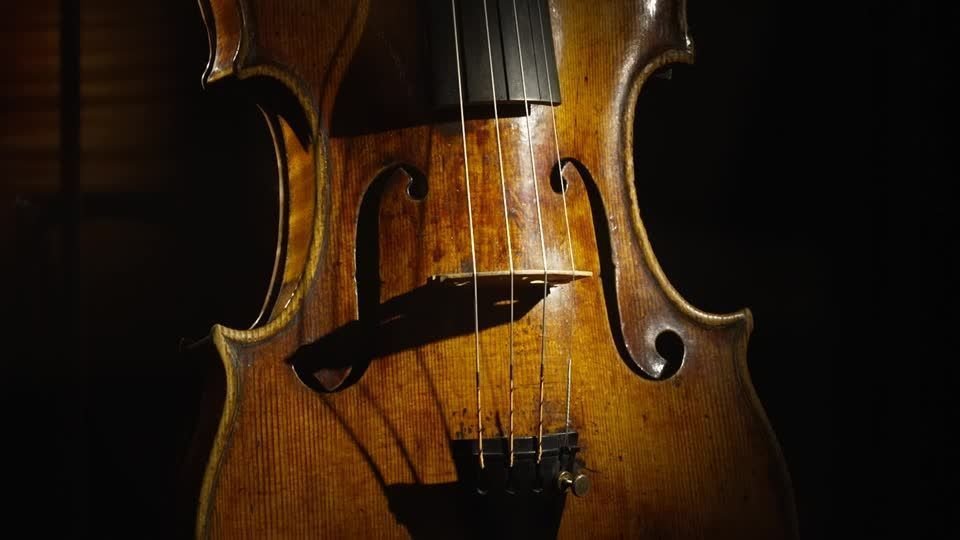 Violino raro deve ser leiloado por € 2 milhões em Paris