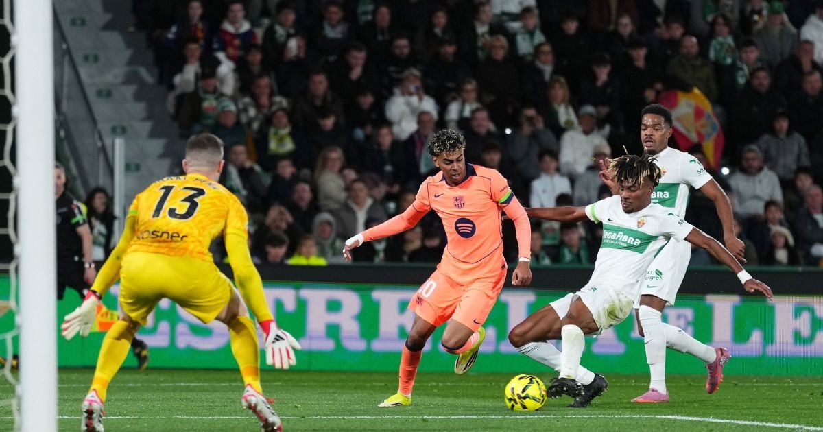 Lamine Yamal brilha e Barcelona vence o Elche por 3 a 1