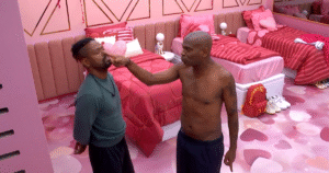 BBB 26: Edilson Capetinha é desclassificado após agredir Leandro; veja cena