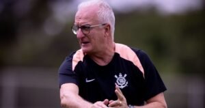 Corinthians visita São Bernardo para garantir classificação no Paulistão