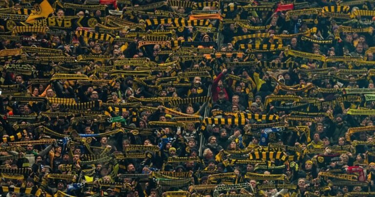 Torcedores do Dortmund são barrados antes de partida da Champions League