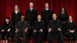 Trump critica juízes da Suprema Corte dos EUA que decidiram contra tarifas