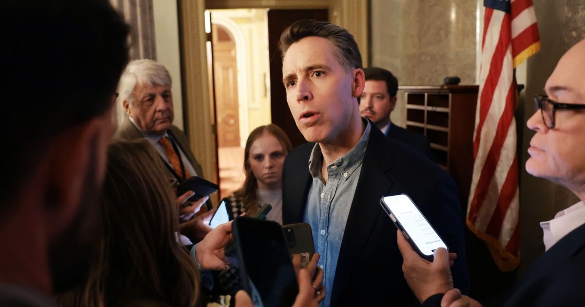 Senadores dos EUA temem guerra sem fim após reunião confidencial sobre Irã