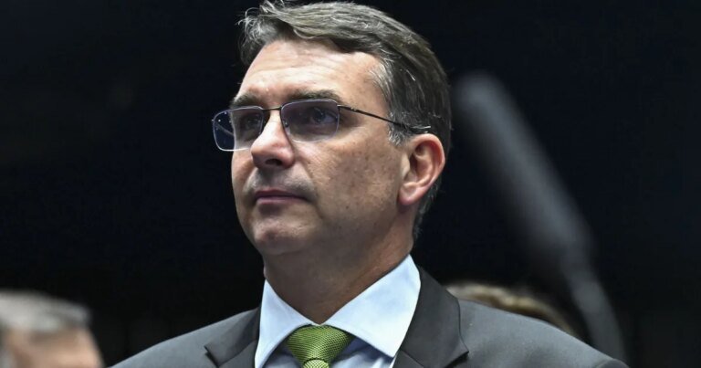 Andrei Roman: Áudio de Flávio não foi exibido antes de pergunta sobre voto