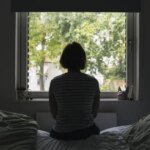 Solidão envelhece o coração: entenda como relações sociais impactam a saúde