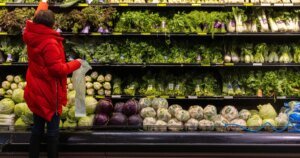 Alimentação no domicílio tem maior alta em 18 anos para mês de maio
