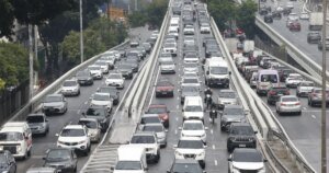 Comissão da Câmara deve votar projeto que autoriza CNH a partir de 16 anos