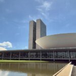 Feriado e Brasil na Copa: Congresso tem semana esvaziada