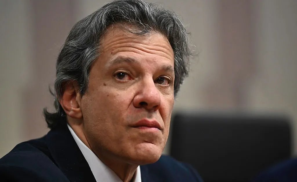 Haddad diz que definição da chapa depende do PSB: "Tem uma questão interna"