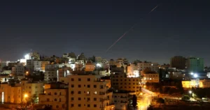 Irã acusa EUA de serem "responsáveis" por ações de Israel em nova escalada