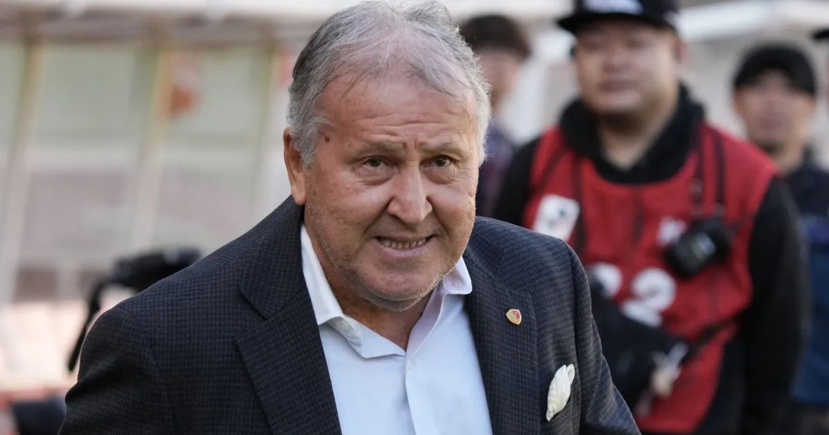 Técnico do Japão quer "ajuda" de Zico antes de duelo com Brasil na Copa
