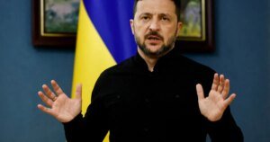 Zelensky: ataque à instalação de combustível nuclear é "extremamente vil"