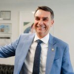 Análise: Centrão empurra Flávio para chapa pura