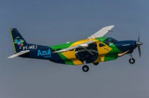 Azul anuncia parceria com Petrobras para operações aéreas no Norte