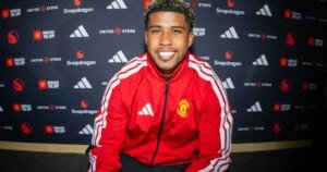 Manchester United anuncia contratação de Andrey Santos até 2031