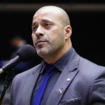 Moraes dá 48 horas para Daniel Silveira explicar vídeo com Portinho