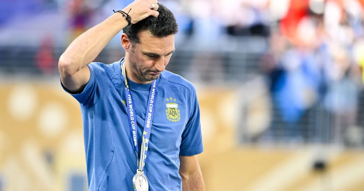 Scaloni afirma que permanece na Argentina até dezembro: "A ideia é relaxar"