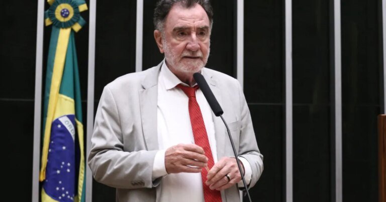 Após ofensiva de Kalil, Psol decide apoiar Patrus Ananias ao governo de MG