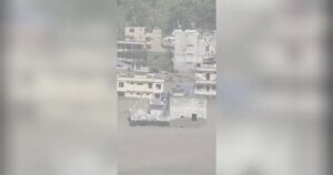 Enchente repentina no Nepal deixa ao menos nove mortos e destrói bairros
