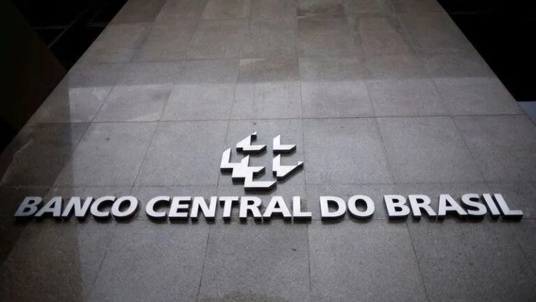 Fluxo cambial de 2026 é positivo em US$ 21,2 bi até 14 de agosto, diz BC