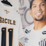 Preso, Robinho é homenageado pelo filho em ação especial do Santos