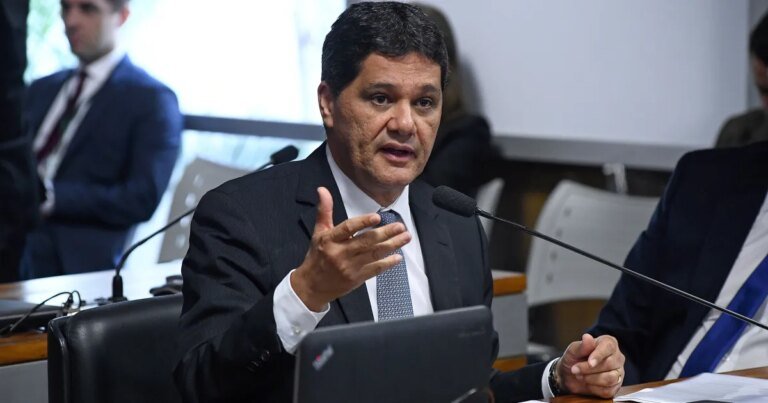Real Time Big Data: Ferraço lidera 1º e 2º turnos para governo do ES