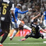 Dirigente do Cruzeiro pede desculpas por eliminação e manda recado