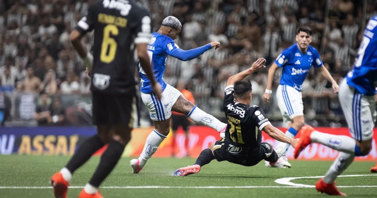 Dirigente do Cruzeiro pede desculpas por eliminação e manda recado
