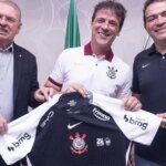 Paz aponta pedido de Stabile no Corinthians: “Parecido com o Fortaleza”