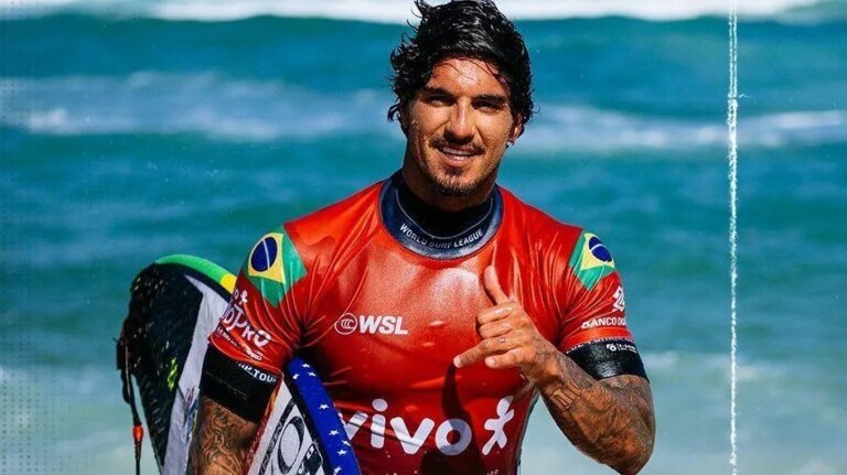 Surfe: Kelly Slater faz crítica à nota 10 de Gabriel Medina em Fiji