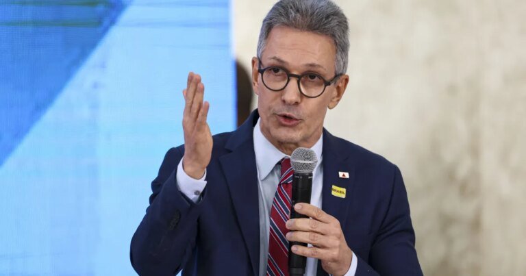 Zema reforça críticas ao STF após revelações: “Deveriam ir para a cadeia”