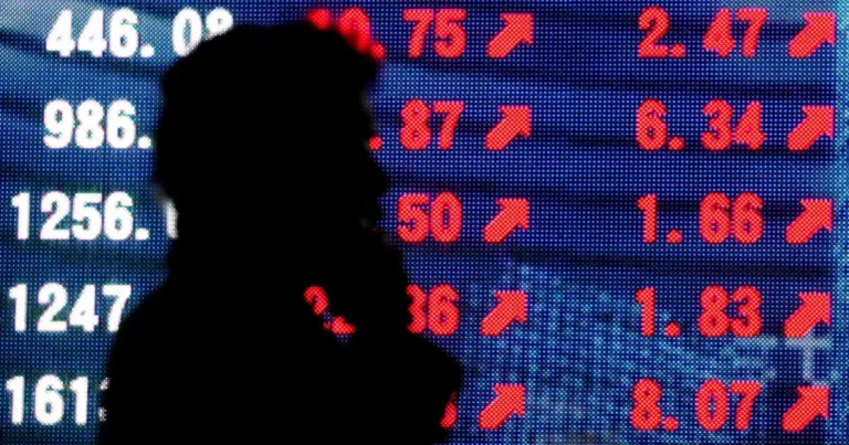 Bolsas da Ásia sobem, mas petróleo e temores com IA limitam ganhos