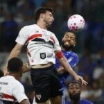 Calleri avalia São Paulo “muito abaixo” em derrota para o Cruzeiro