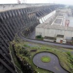 Distribuidoras podem receber até 32,3% menos energia de Itaipu em 2027