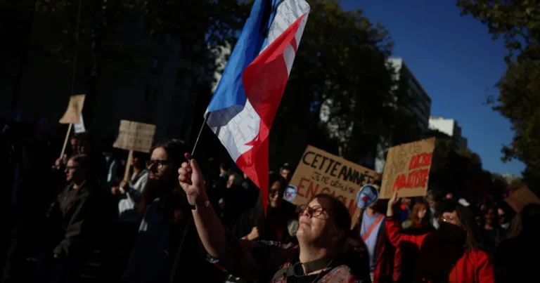 Protestos contra alto custo de vida tomam conta da França e da Alemanha
